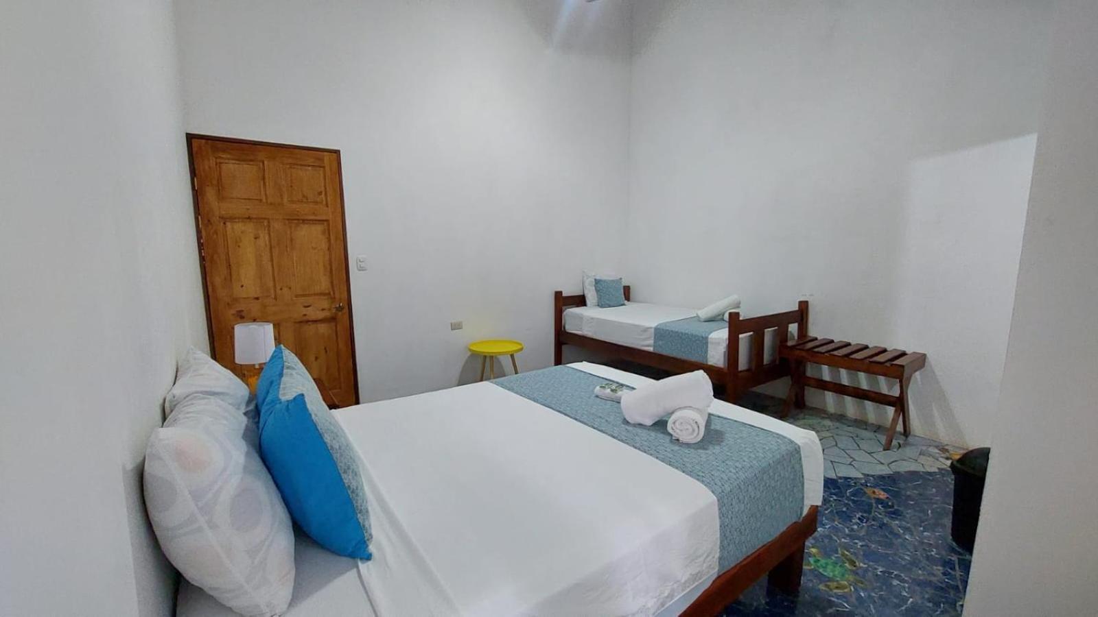 Hotel Casa THIREMA Tortuguero Exterior foto