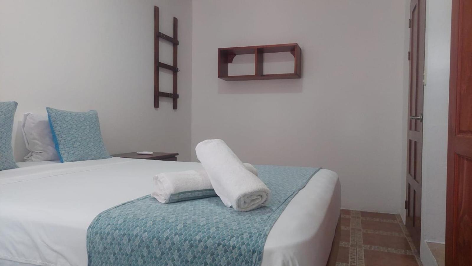 Hotel Casa THIREMA Tortuguero Exterior foto